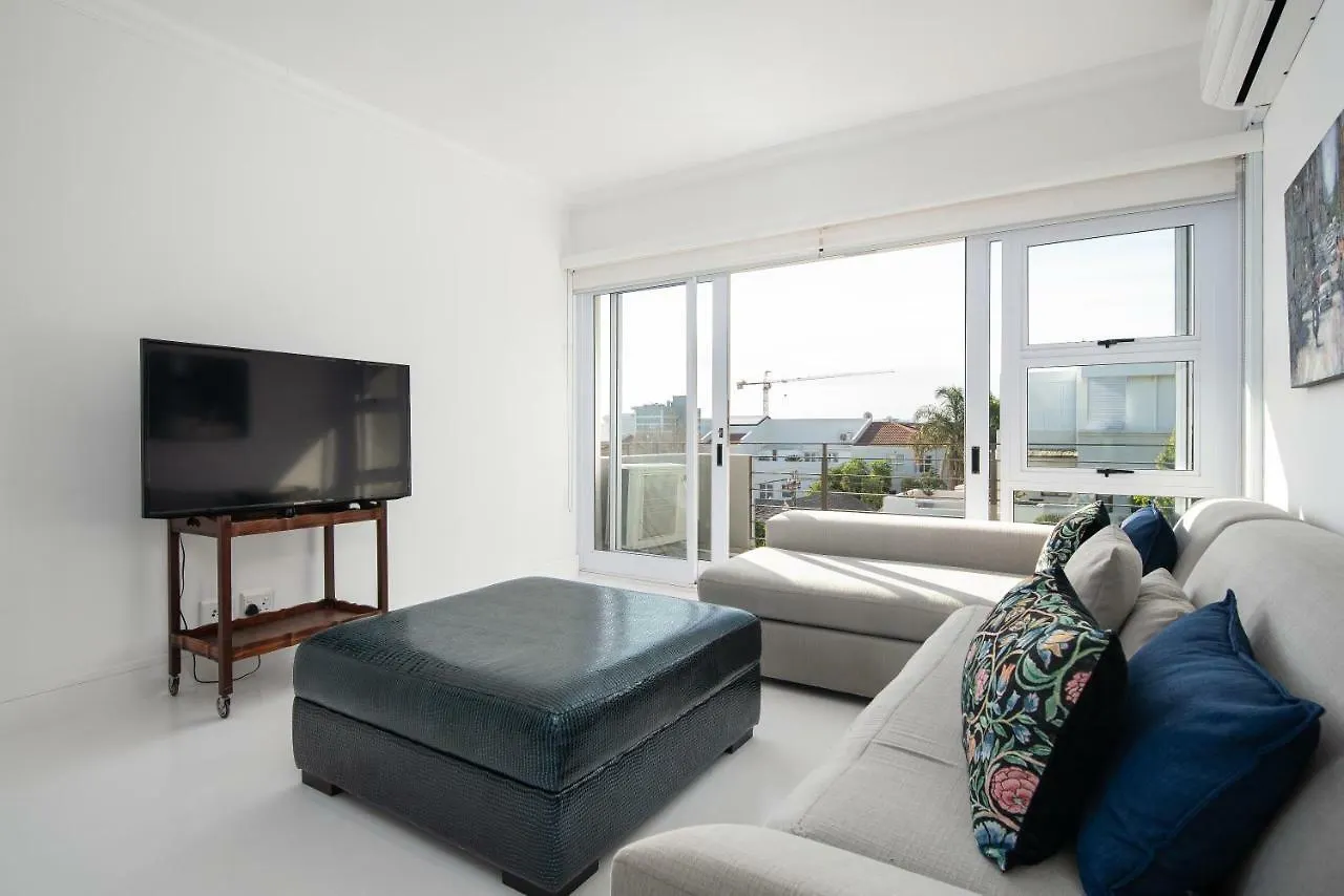 302 Bendennis Apartment Cape Town 0*,  South Africa