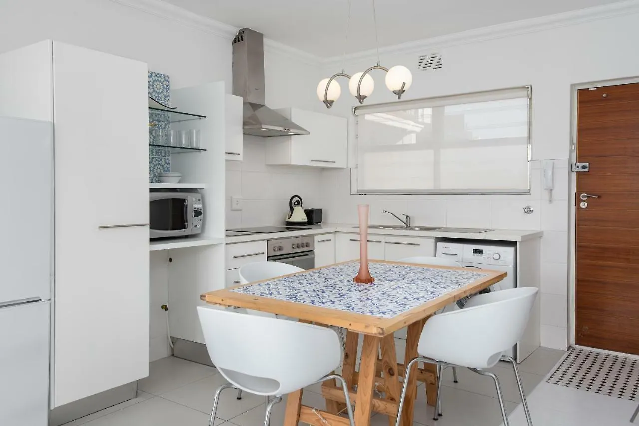 302 Bendennis Apartment Cape Town
